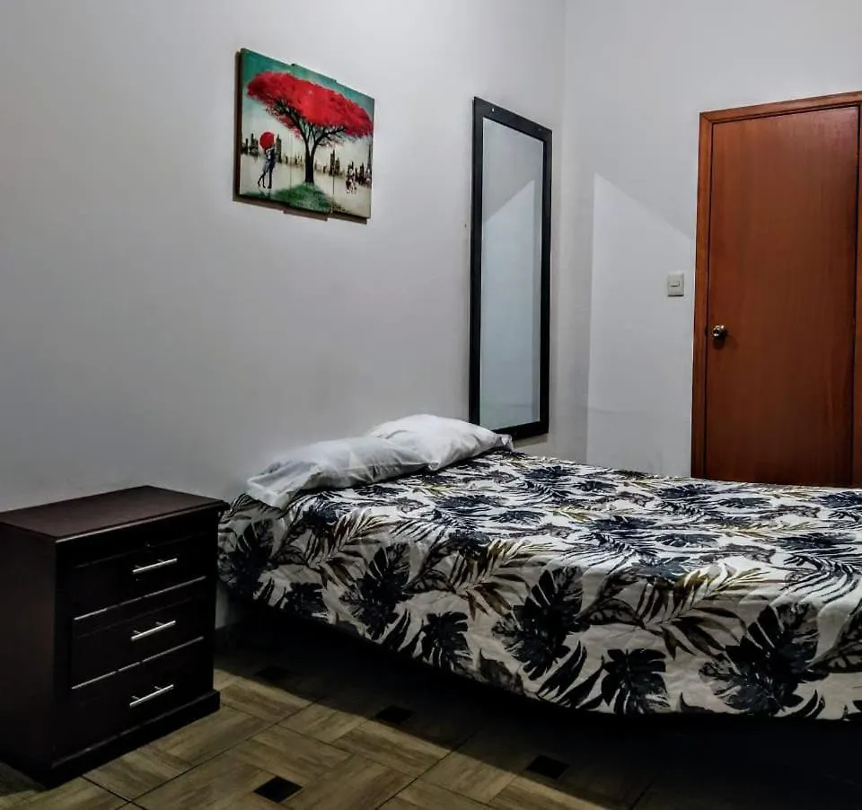 Alquimia Hostal Quito 0*,